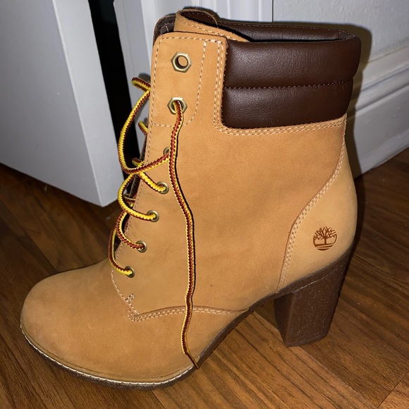 Timberlands - Picture 1 of 2